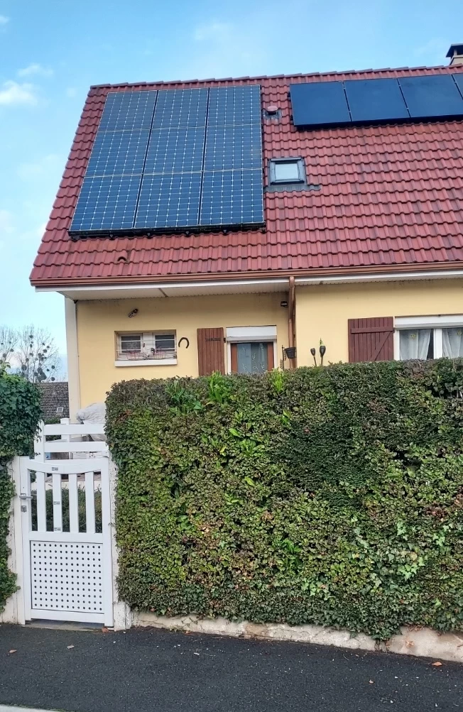 Installation panneau photovoltaique Petit-Couronne
